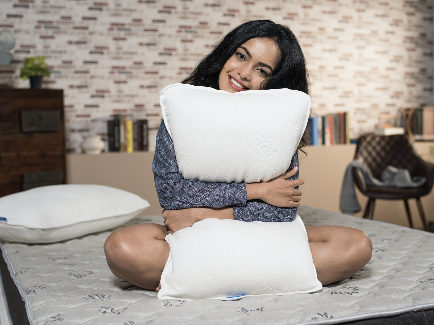 MM Foam Snuggle 100% Organic Natural Latex Pillow